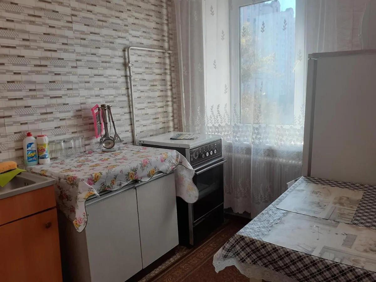 Apartment Квартира Возле Индустриального Моста, Нау
